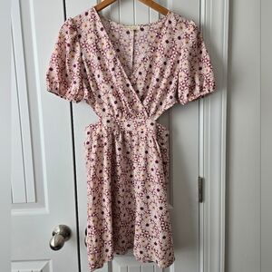 Floral V-Neck Dress in Pink, Purple And Cream